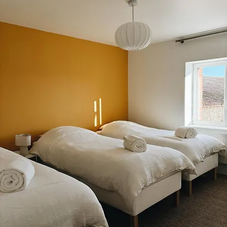 Holiday home Saint Marc, Corps De Ferme Champenois *